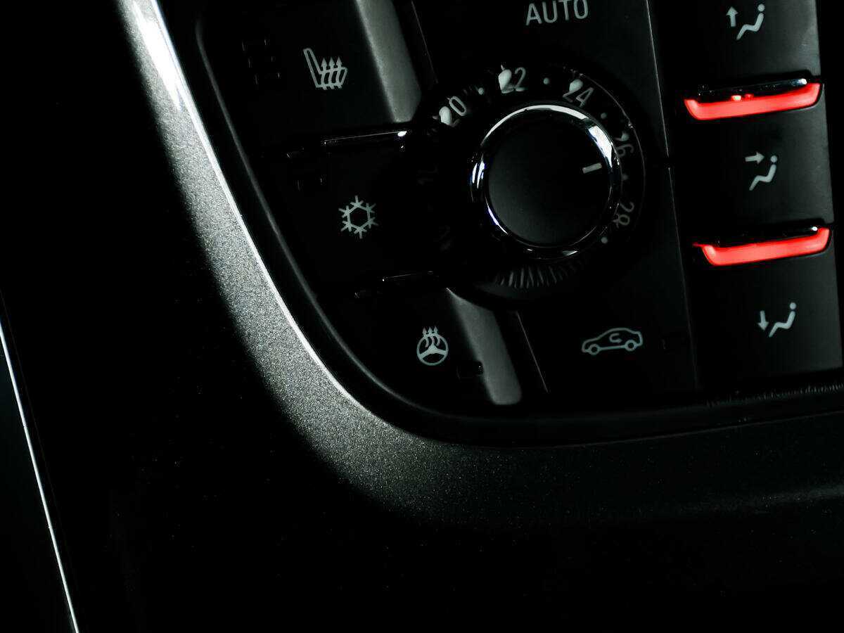 Купить Opel Astra с пробегом. Фото: #14