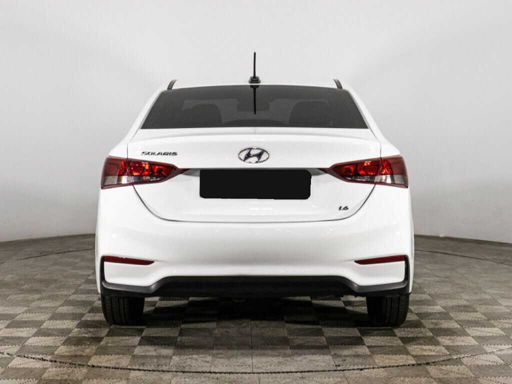 Купить Hyundai Solaris с пробегом. Фото: #5