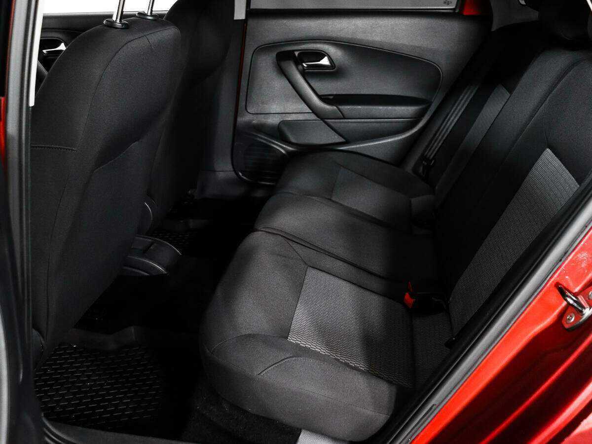 Купить Volkswagen Polo с пробегом. Фото: #5