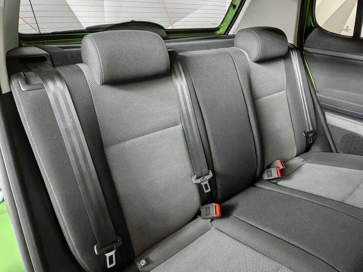 Купить Skoda Fabia с пробегом. Фото: #12