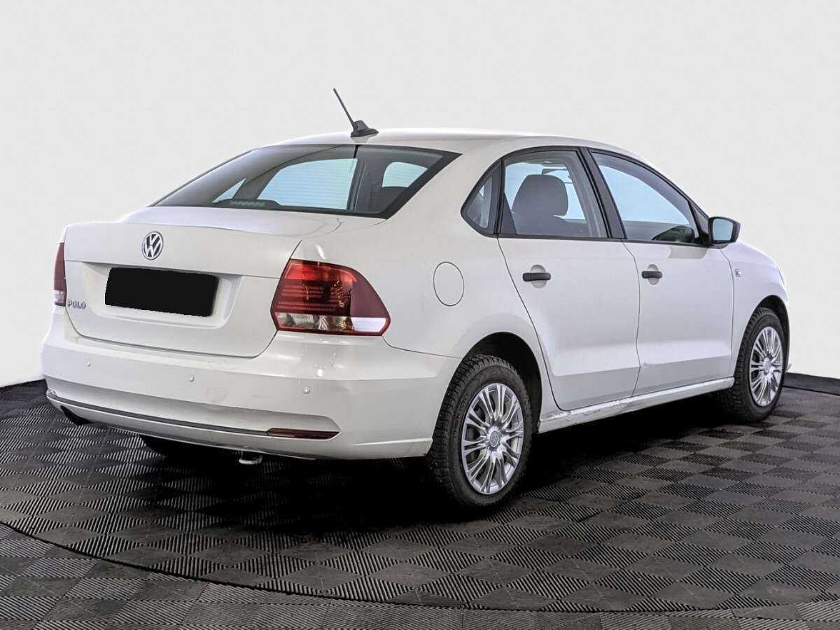 Купить Volkswagen Polo с пробегом. Фото: #4