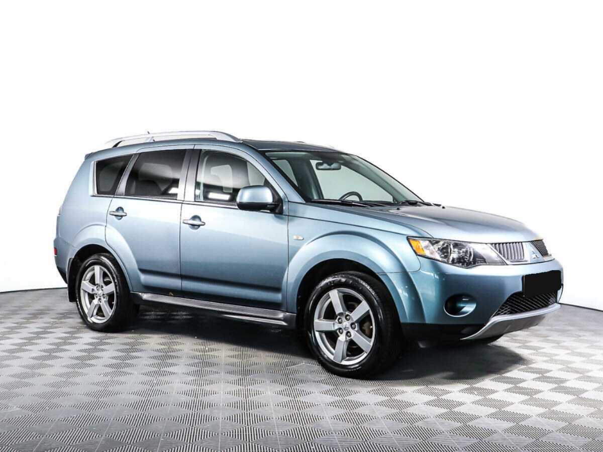 Купить Mitsubishi Outlander с пробегом. Фото: #2
