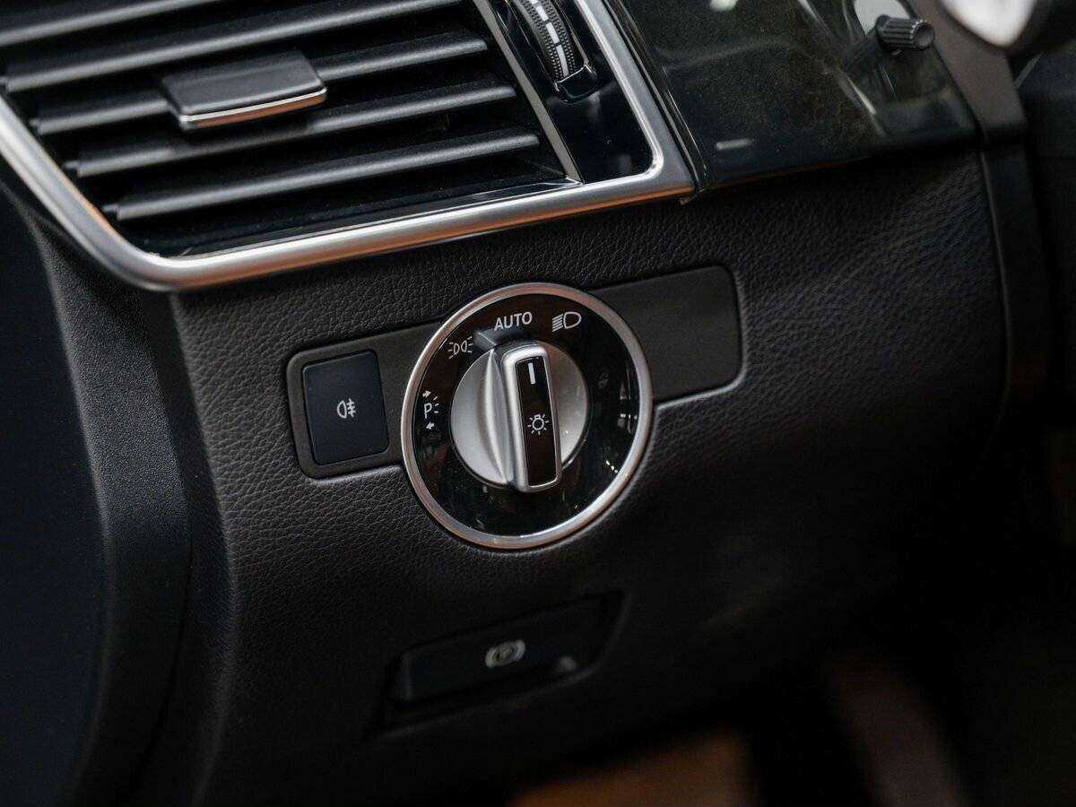 Купить Mercedes-Benz GLS с пробегом. Фото: #19