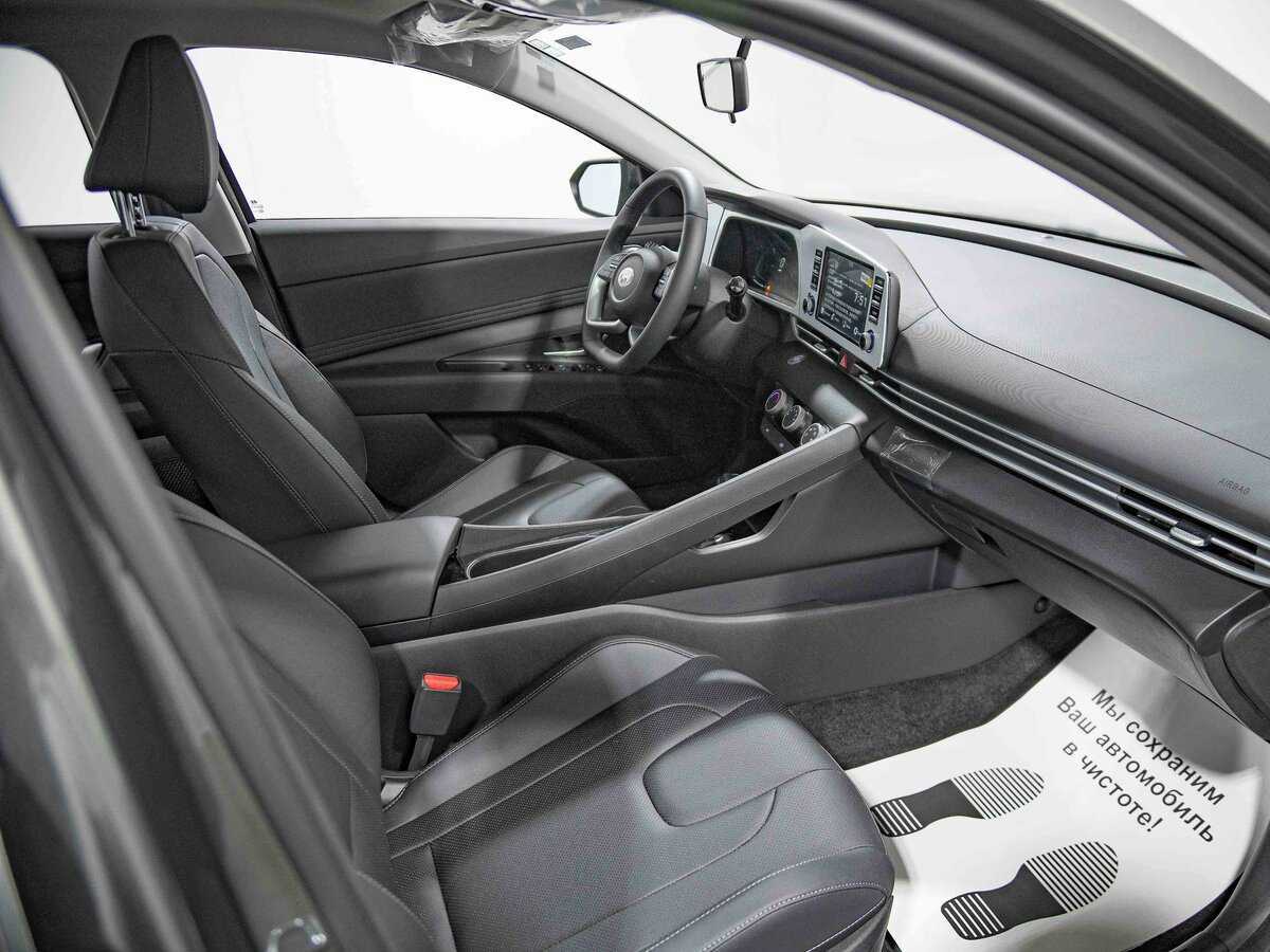 Купить Hyundai Elantra с пробегом. Фото: #15