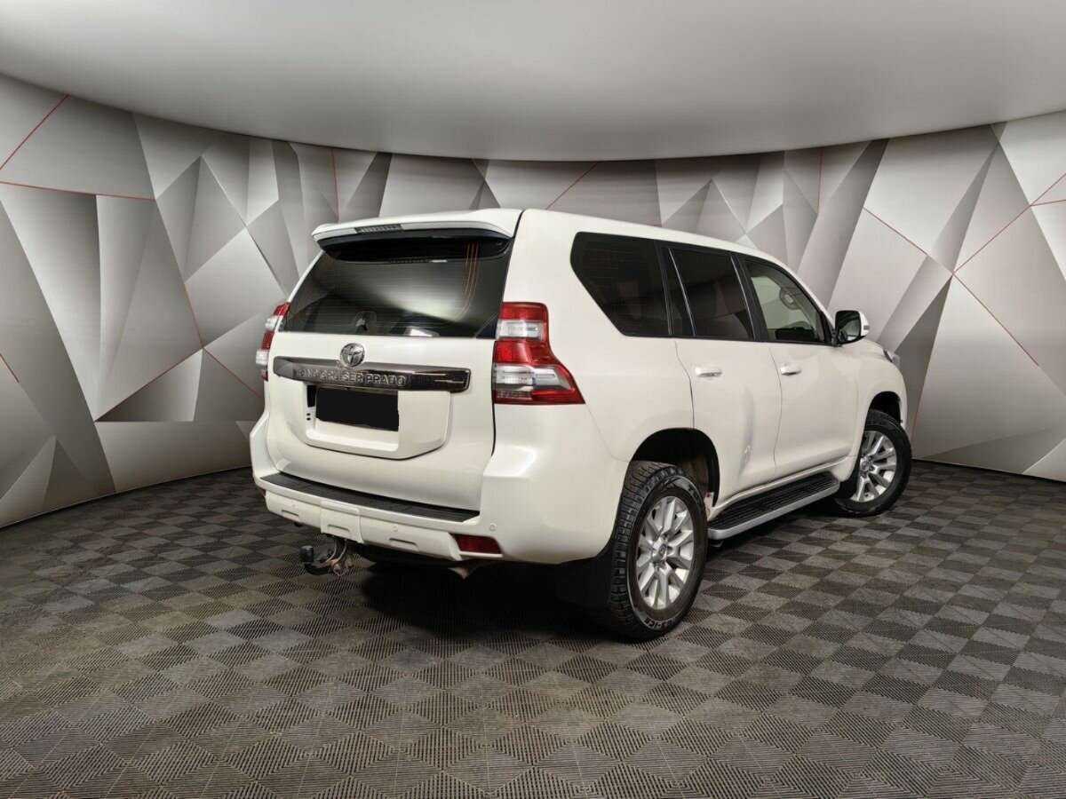 Купить Toyota Land Cruiser Prado с пробегом. Фото: #1