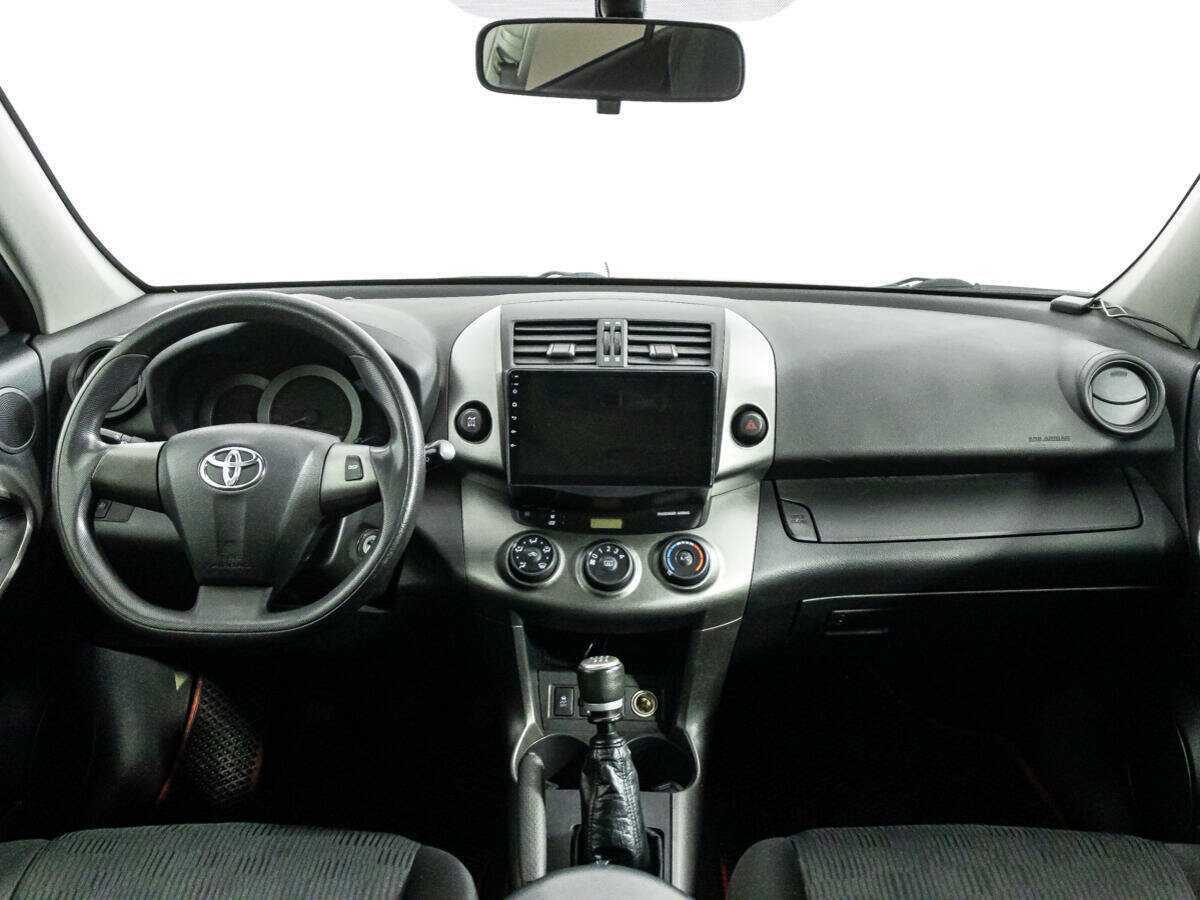 Купить Toyota RAV4 с пробегом. Фото: #11