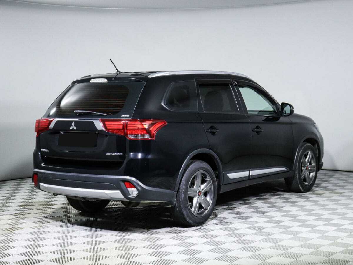 Купить Mitsubishi Outlander с пробегом. Фото: #4