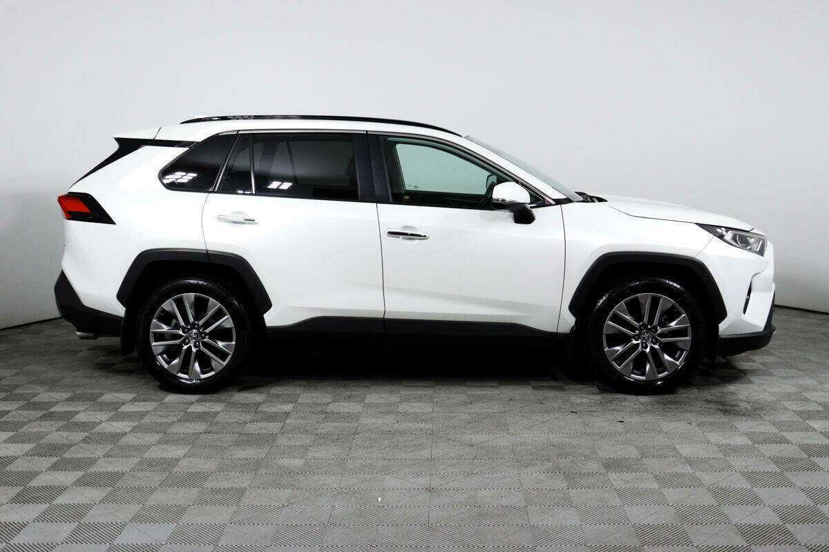 Купить Toyota RAV4 с пробегом. Фото: #3