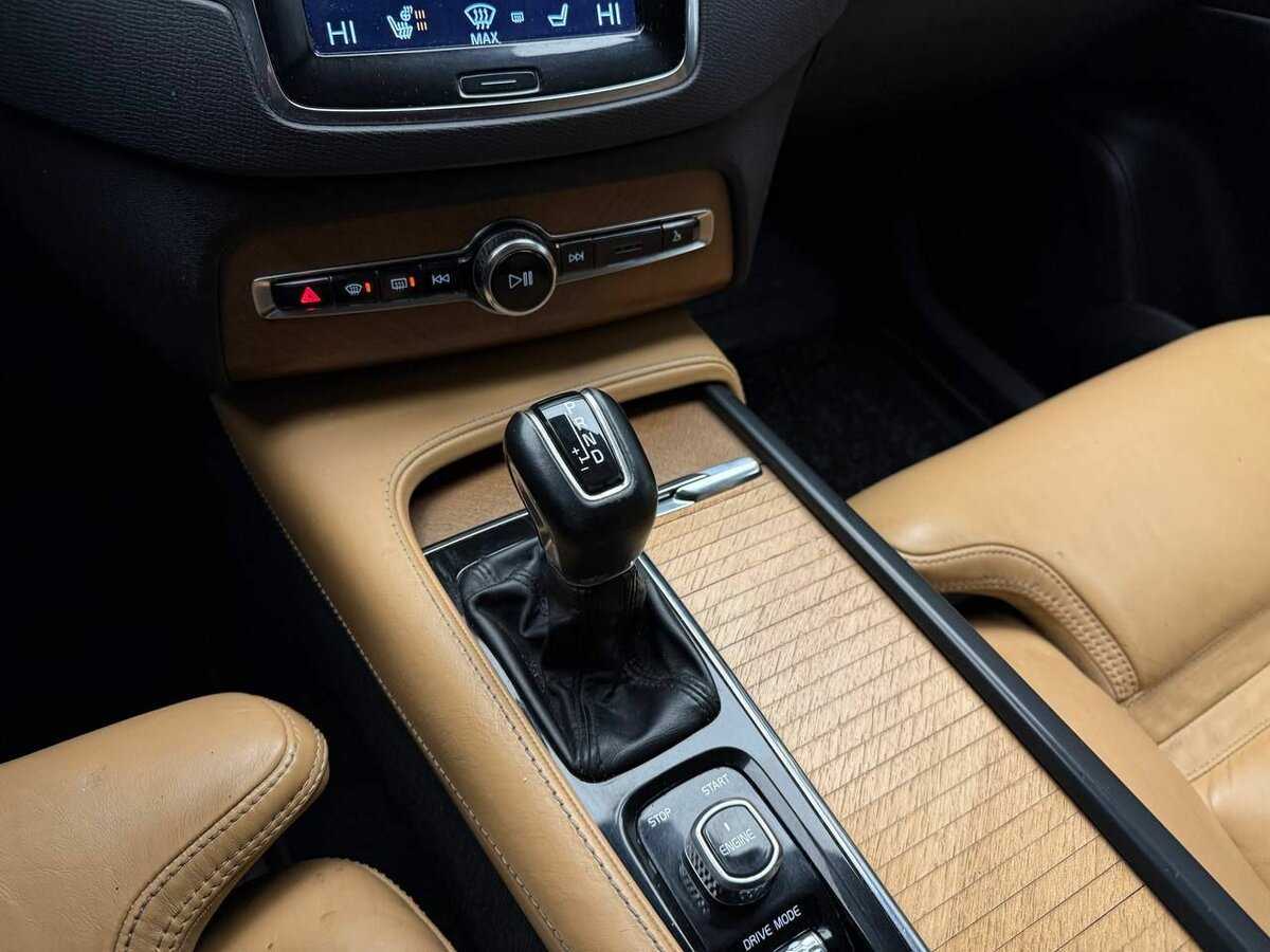 Купить Volvo XC90 с пробегом. Фото: #9