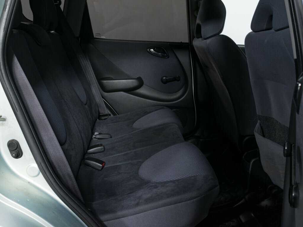 Купить Honda Jazz с пробегом. Фото: #10