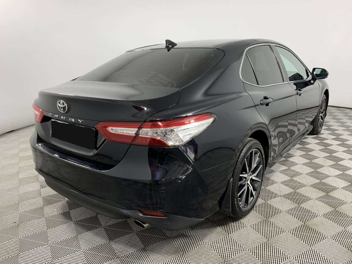 Купить Toyota Camry с пробегом. Фото: #3