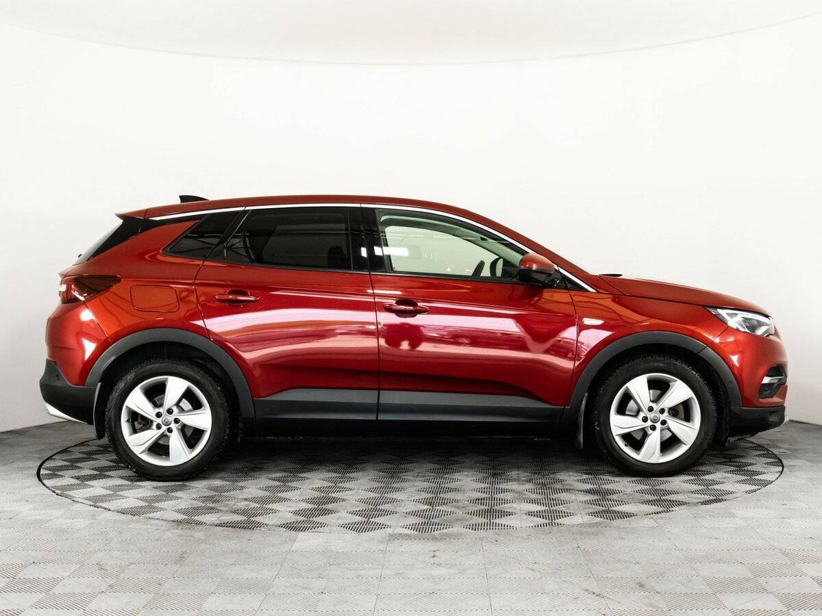 Купить Opel Grandland с пробегом. Фото: #3