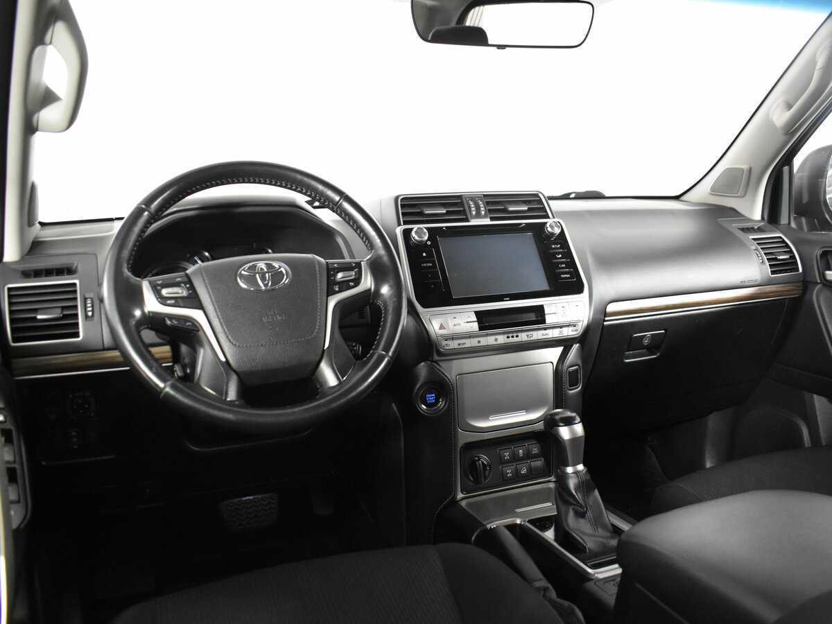 Купить Toyota Land Cruiser Prado с пробегом. Фото: #12