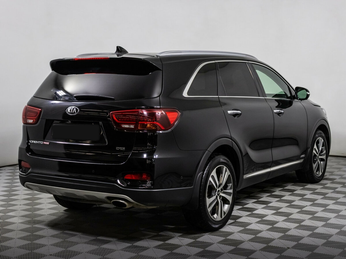Купить Kia Sorento с пробегом. Фото: #3
