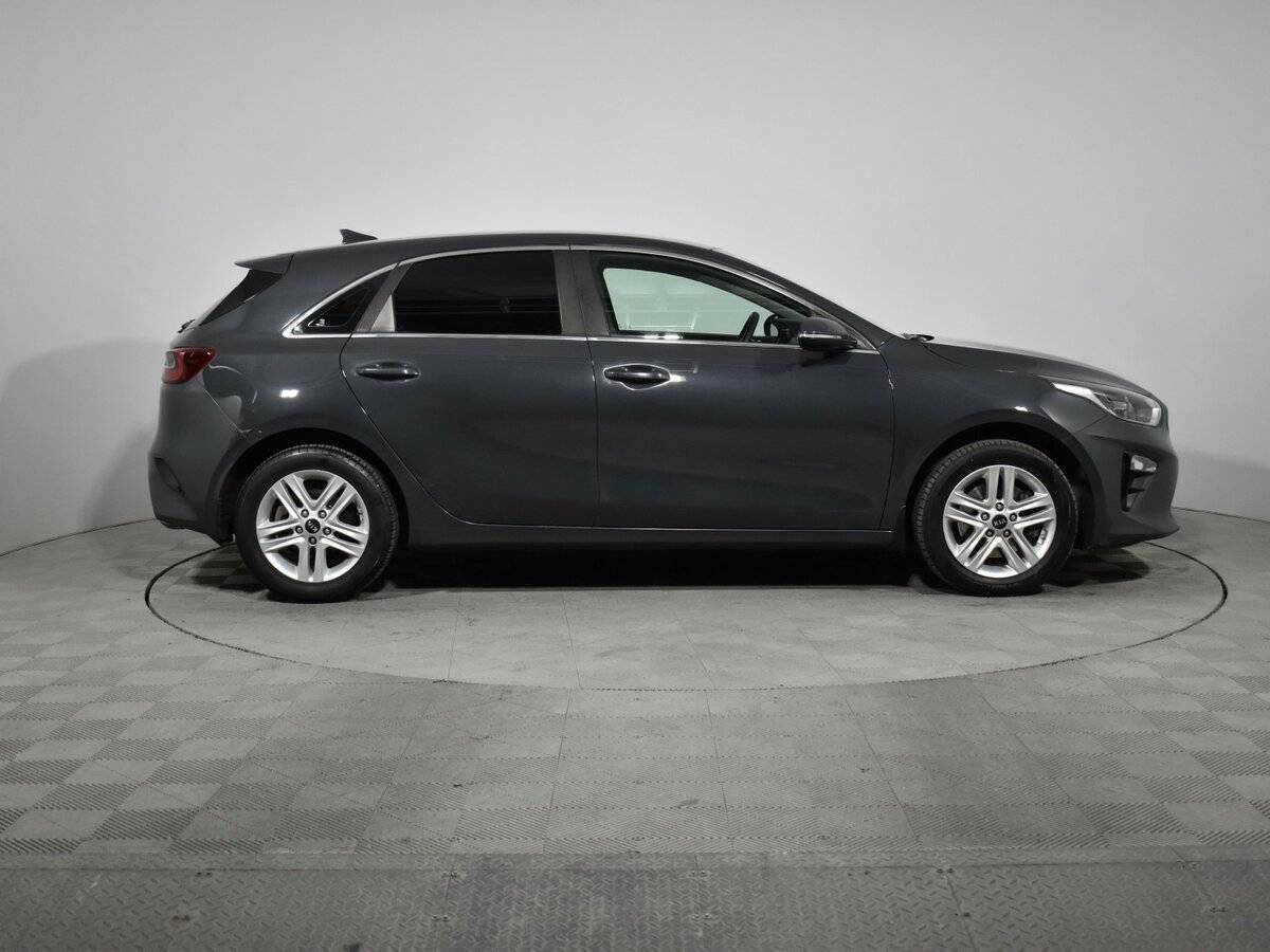 Купить Kia Ceed с пробегом. Фото: #3