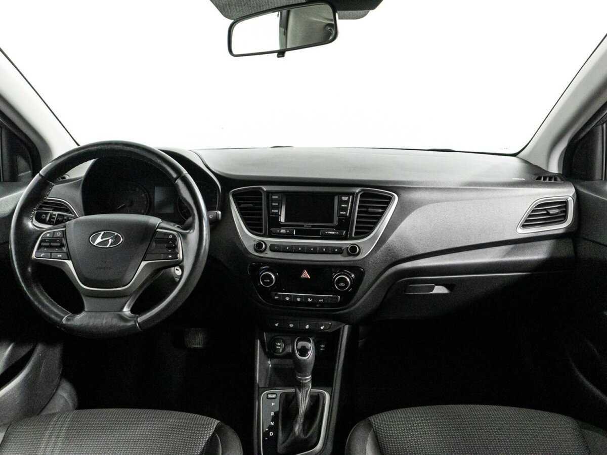 Купить Hyundai Solaris с пробегом. Фото: #12