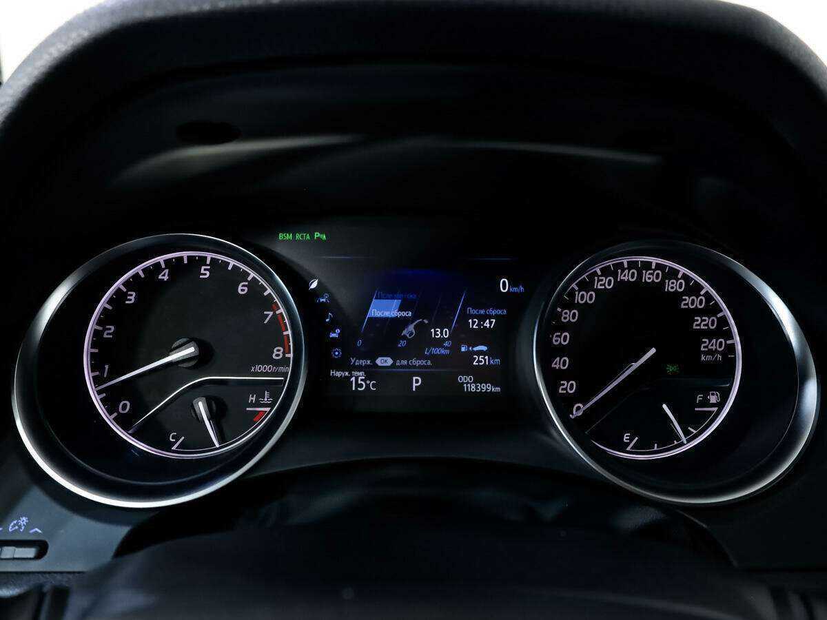 Купить Toyota Camry с пробегом. Фото: #27