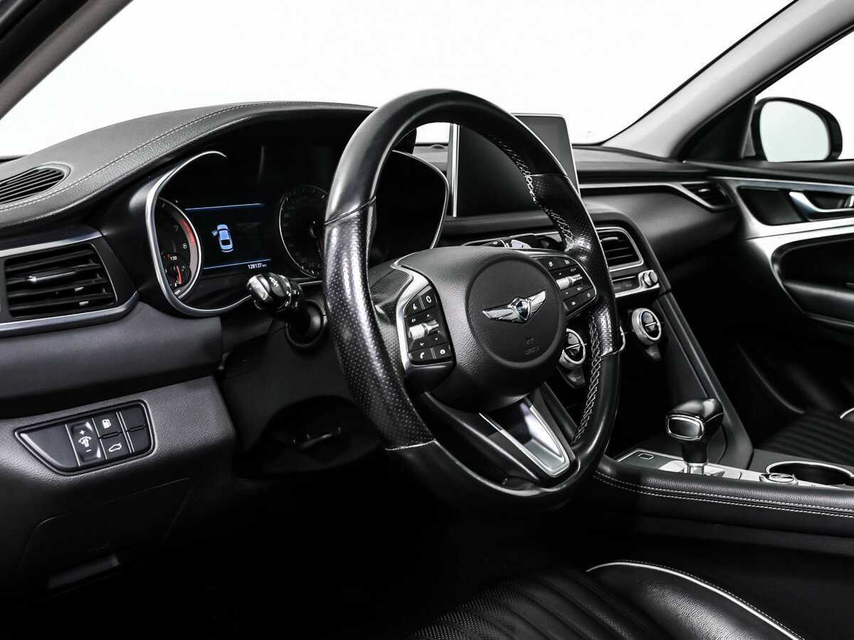 Купить Genesis G70 с пробегом. Фото: #11