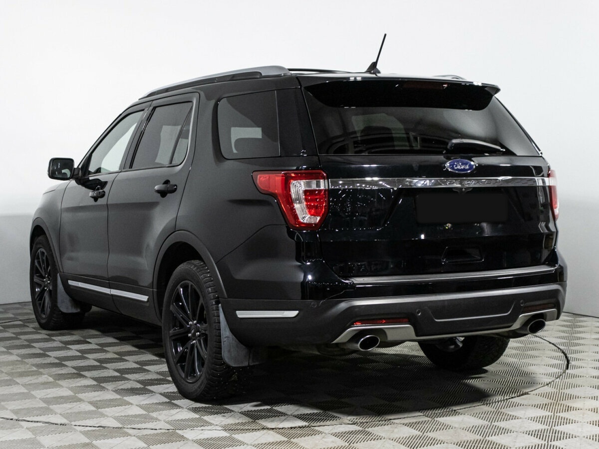 Купить Ford Explorer с пробегом. Фото: #5