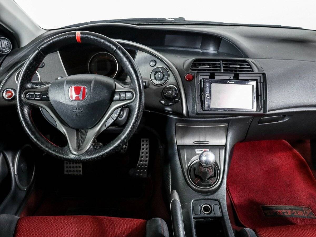 Купить Honda Civic Type R с пробегом. Фото: #11