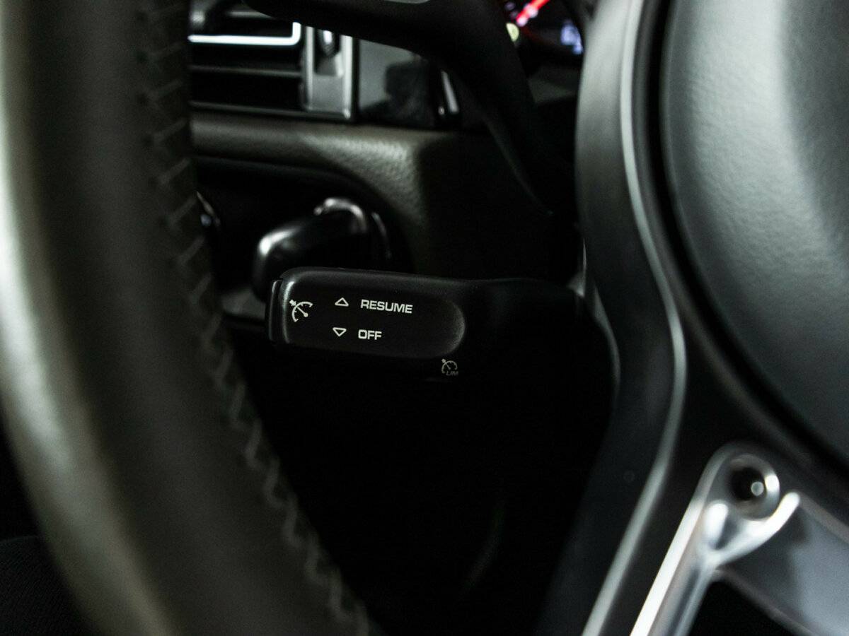 Купить Porsche Macan с пробегом. Фото: #21