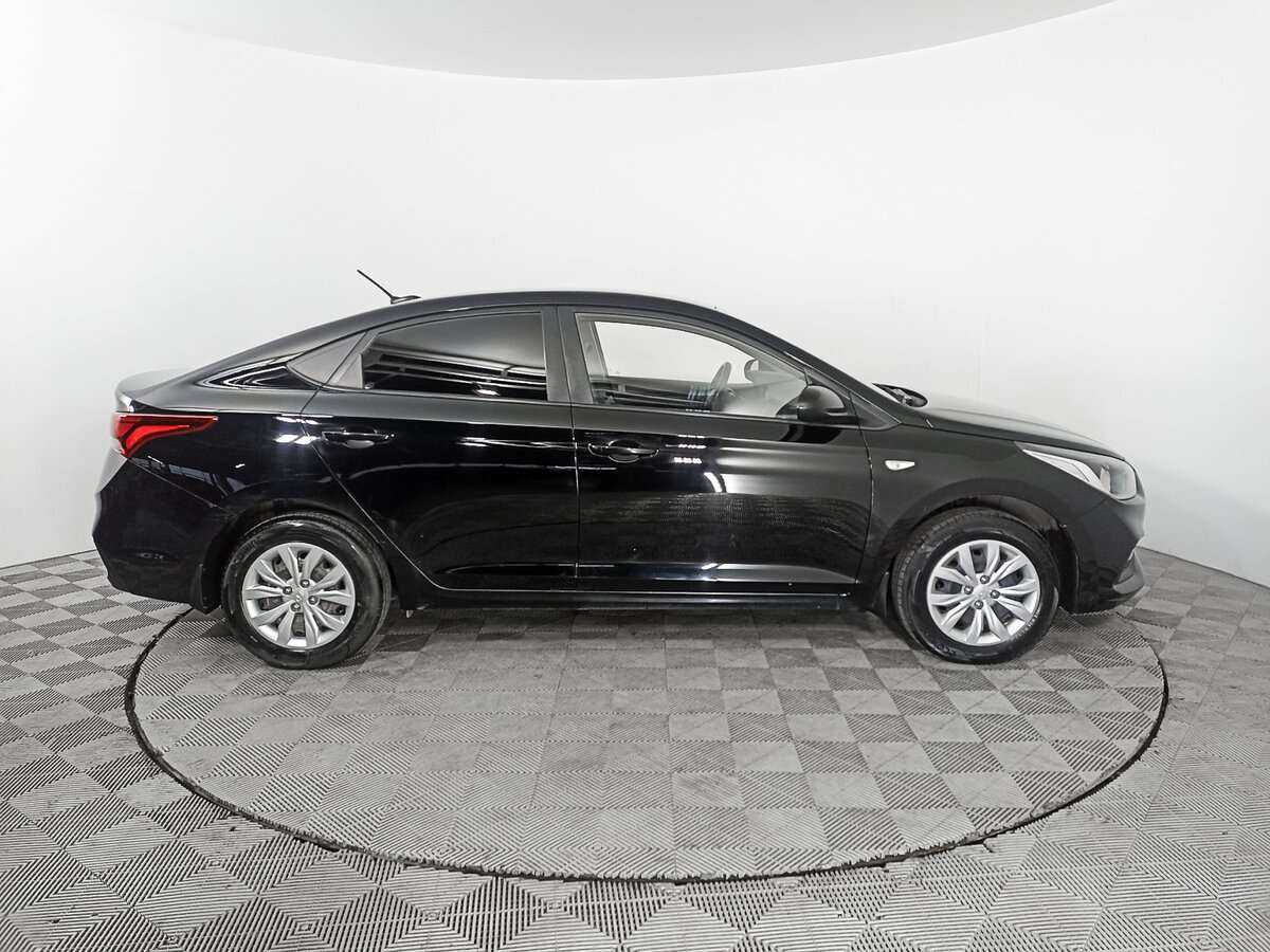 Купить Hyundai Solaris с пробегом. Фото: #3