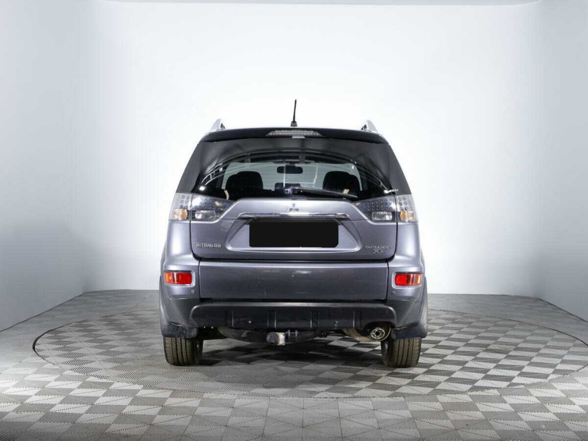 Купить Mitsubishi Outlander с пробегом. Фото: #5