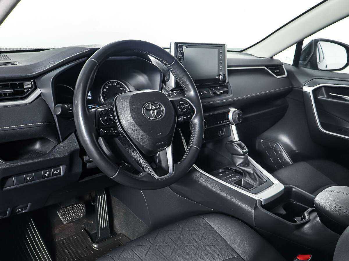 Купить Toyota RAV4 с пробегом. Фото: #12