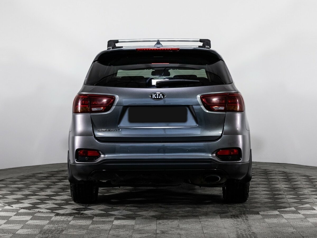 Купить Kia Sorento с пробегом. Фото: #4