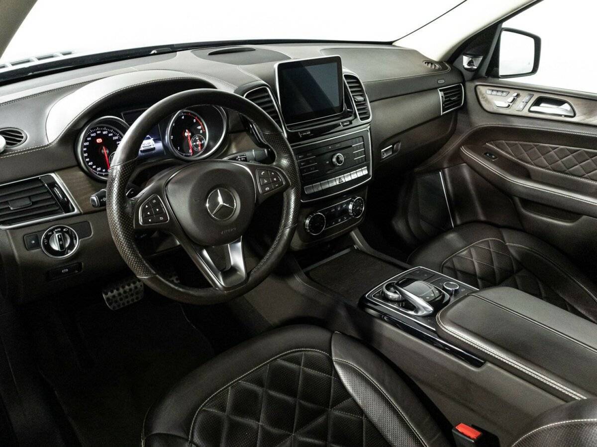 Купить Mercedes-Benz GLE с пробегом. Фото: #10