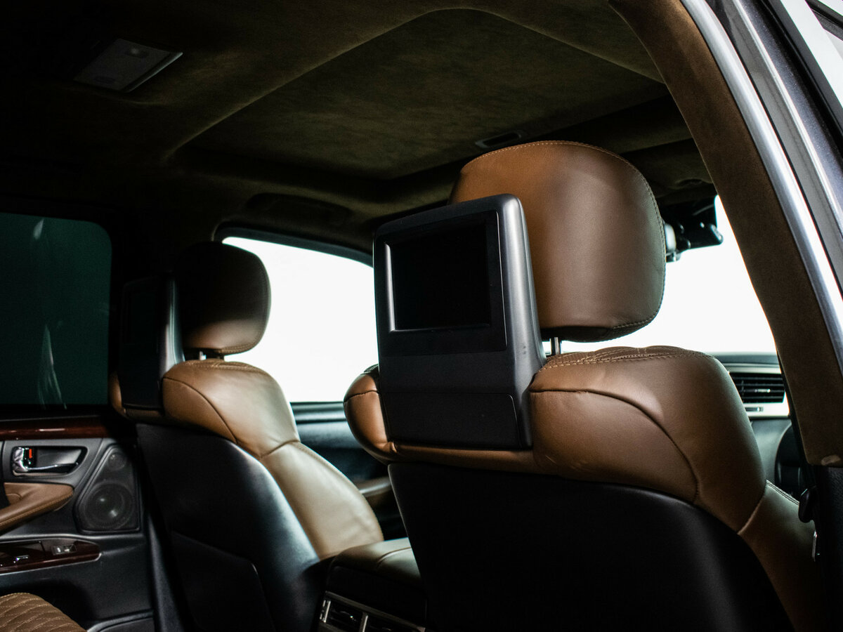 Купить Lexus LX с пробегом. Фото: #9