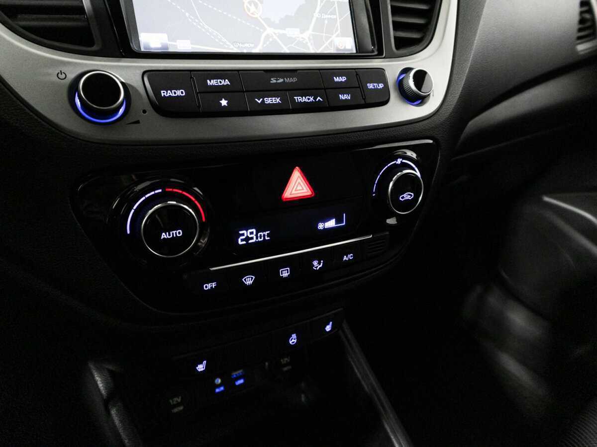 Купить Hyundai Solaris с пробегом. Фото: #16