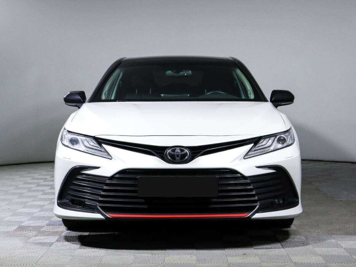 Купить Toyota Camry с пробегом. Фото: #1