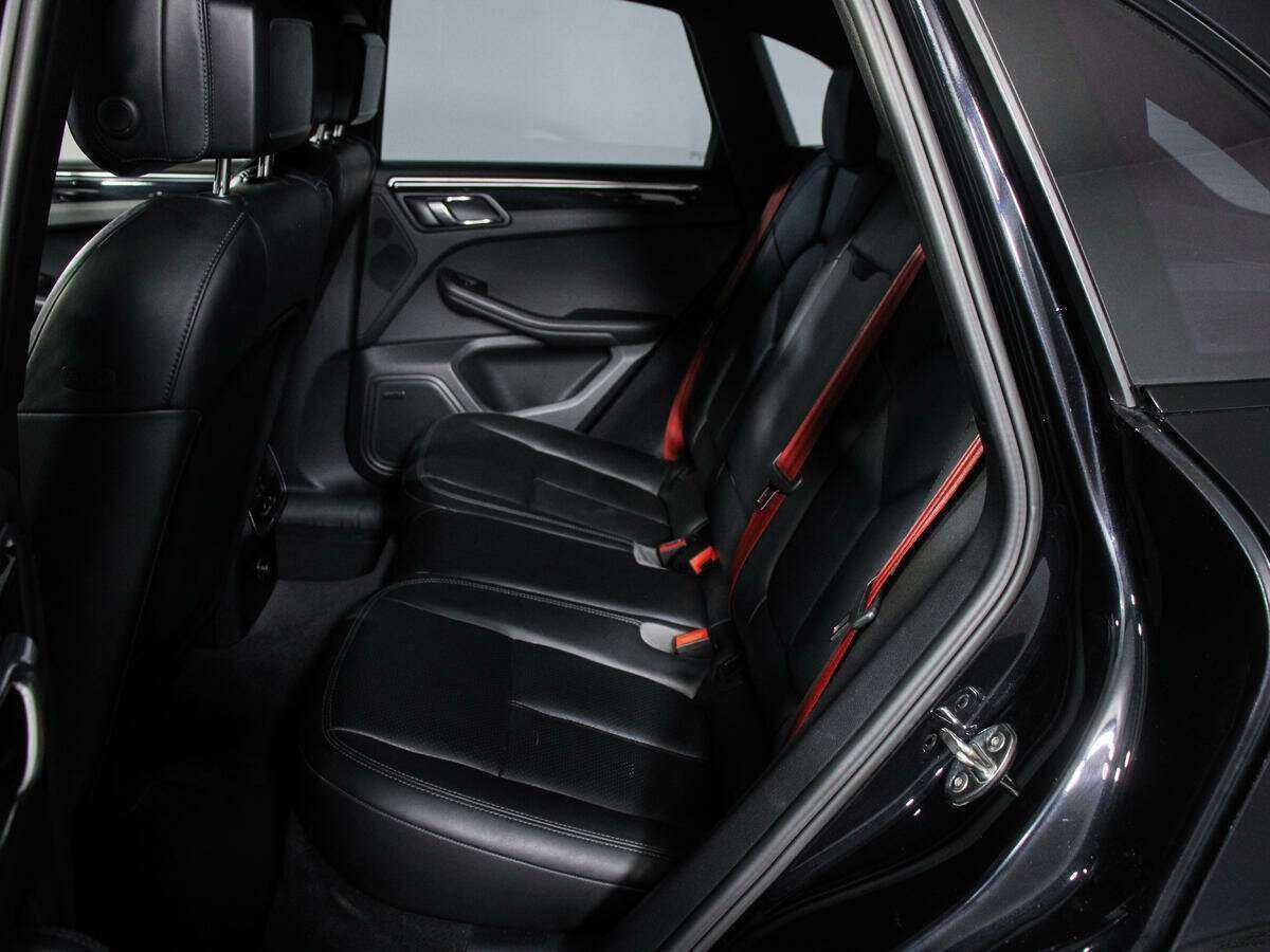 Купить Porsche Macan с пробегом. Фото: #9