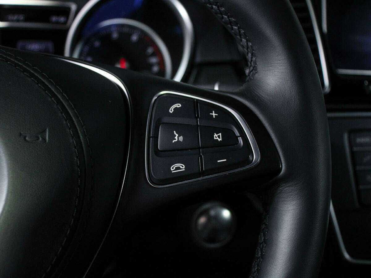 Купить Mercedes-Benz GLS с пробегом. Фото: #22