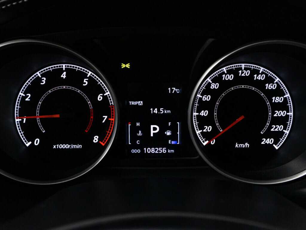 Купить Mitsubishi Outlander с пробегом. Фото: #11