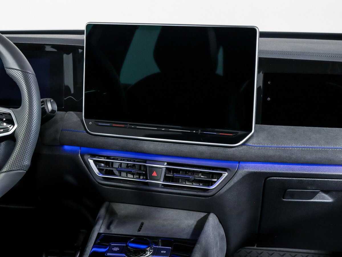 Купить Volkswagen Tiguan с пробегом. Фото: #9