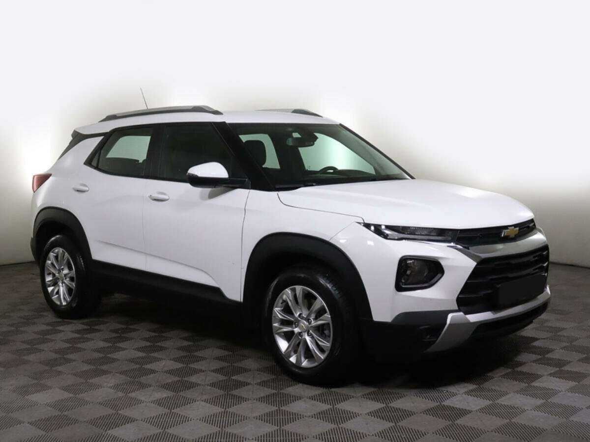 Купить Chevrolet TrailBlazer с пробегом. Фото: #1