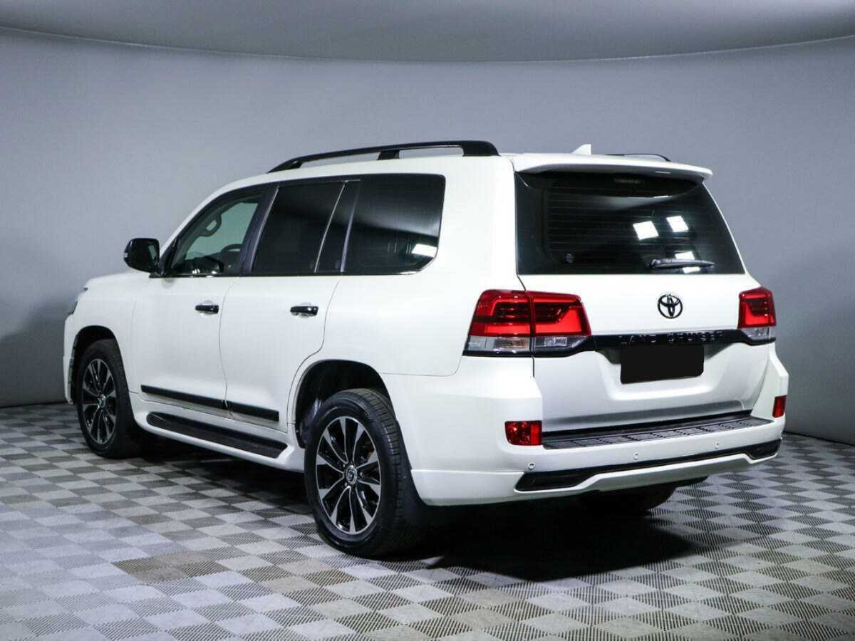 Купить Toyota Land Cruiser с пробегом. Фото: #6