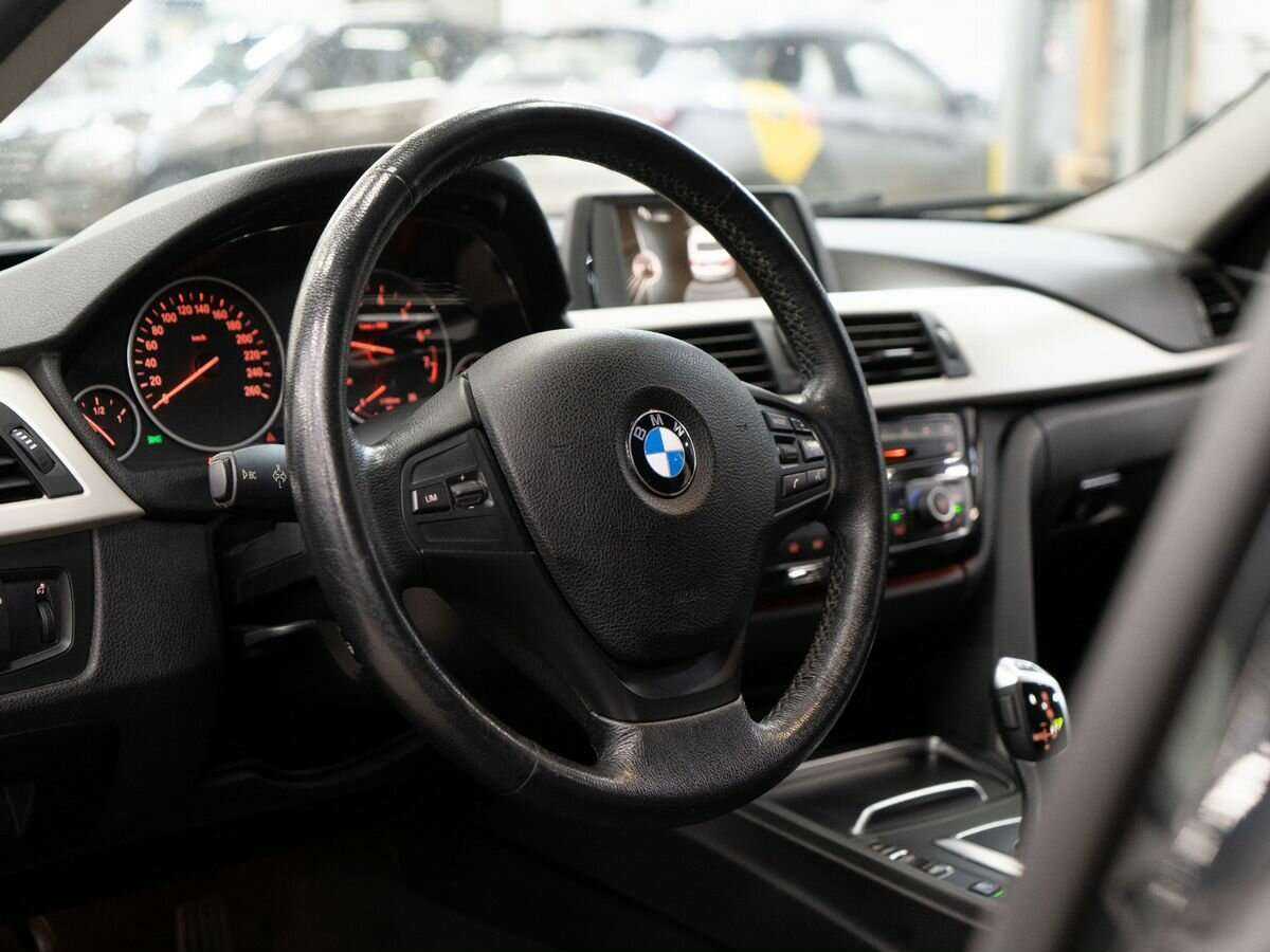 Купить BMW 3 серии с пробегом. Фото: #4