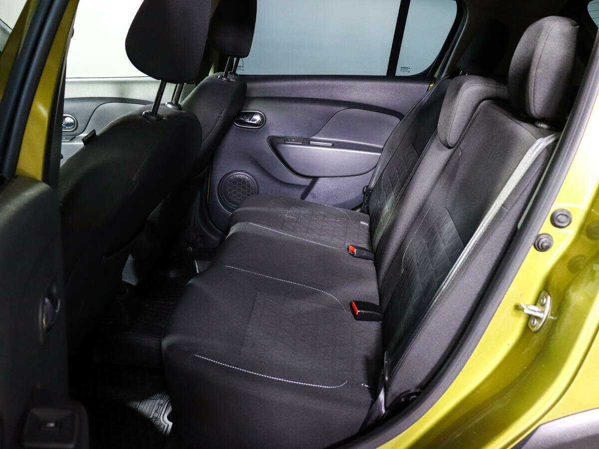 Купить Renault Sandero с пробегом. Фото: #7
