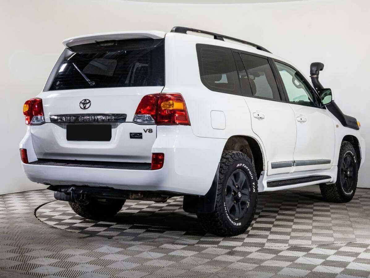 Купить Toyota Land Cruiser с пробегом. Фото: #3
