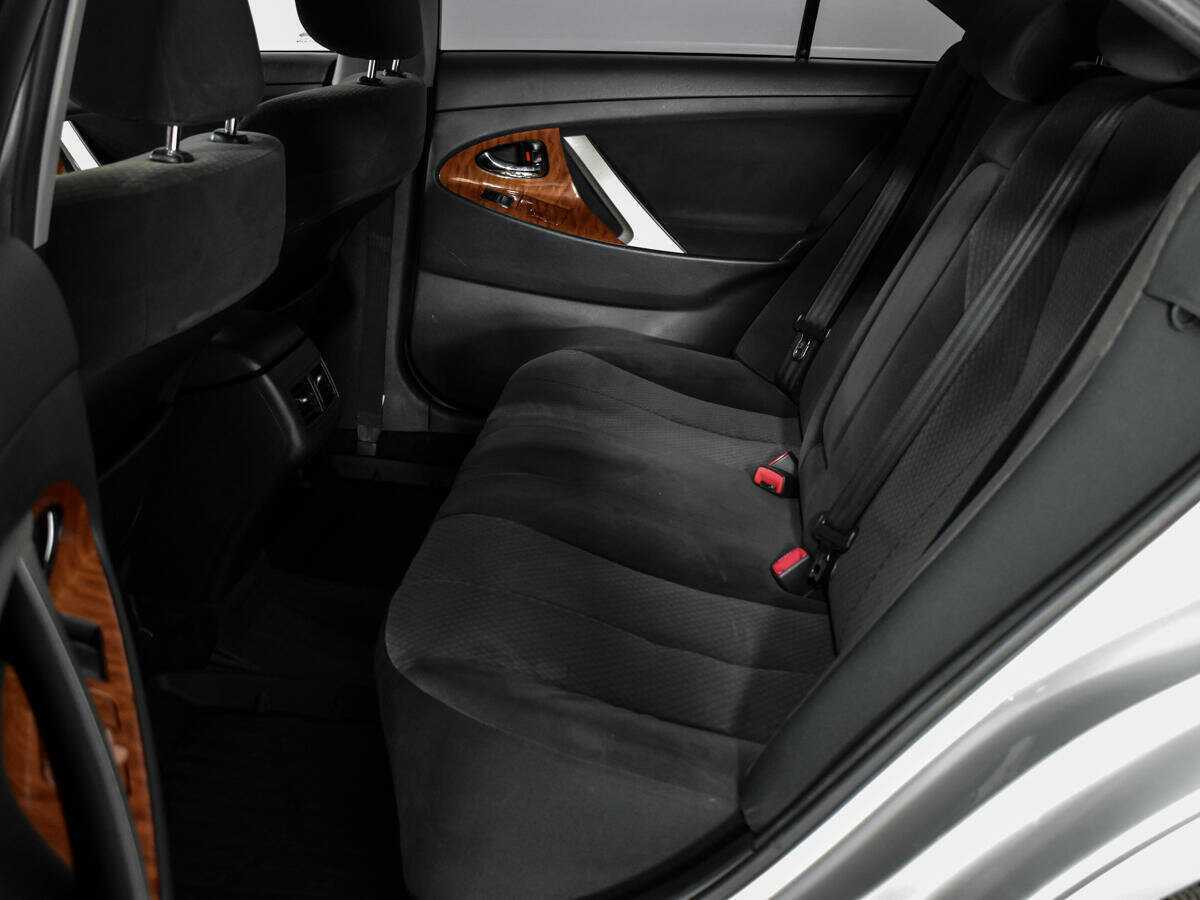 Купить Toyota Camry с пробегом. Фото: #8