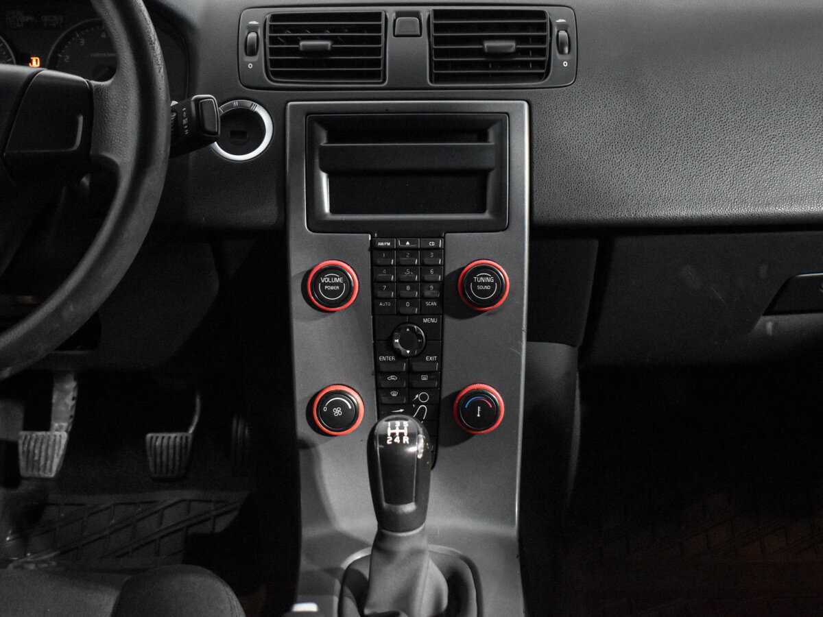 Купить Volvo S40 с пробегом. Фото: #14