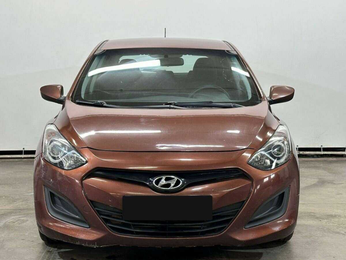 Купить Hyundai i30 с пробегом. Фото: #1