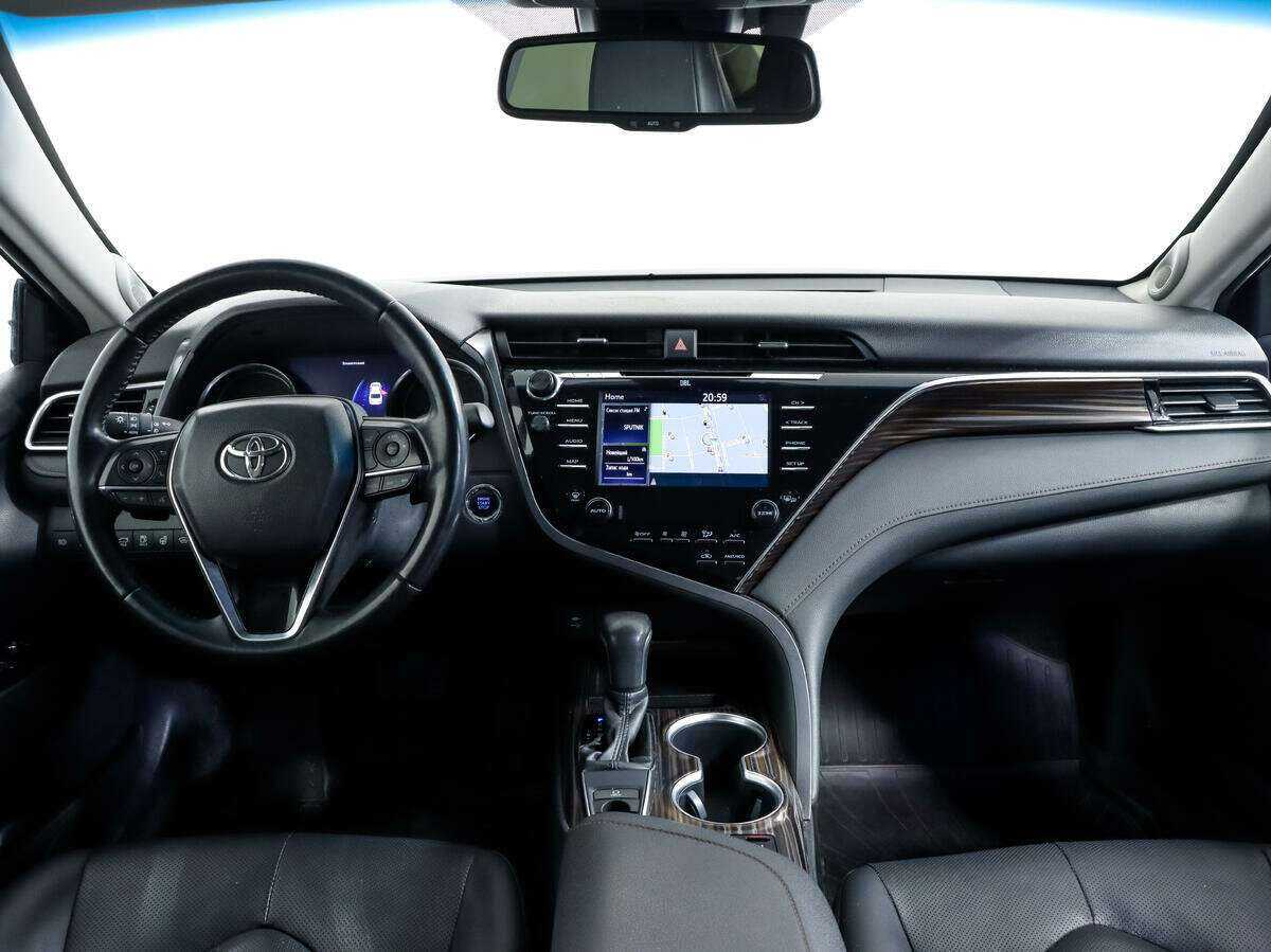 Купить Toyota Camry с пробегом. Фото: #7