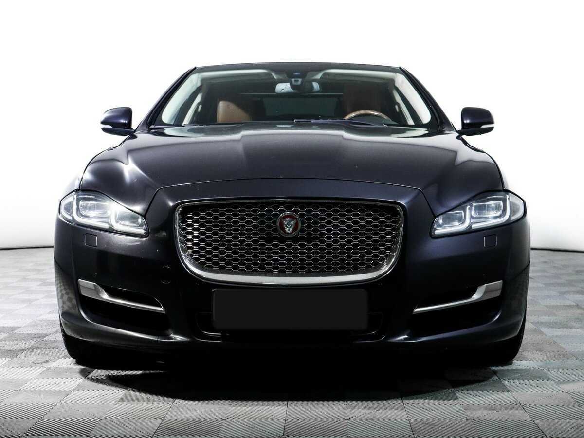 Купить Jaguar XJ с пробегом. Фото: #1