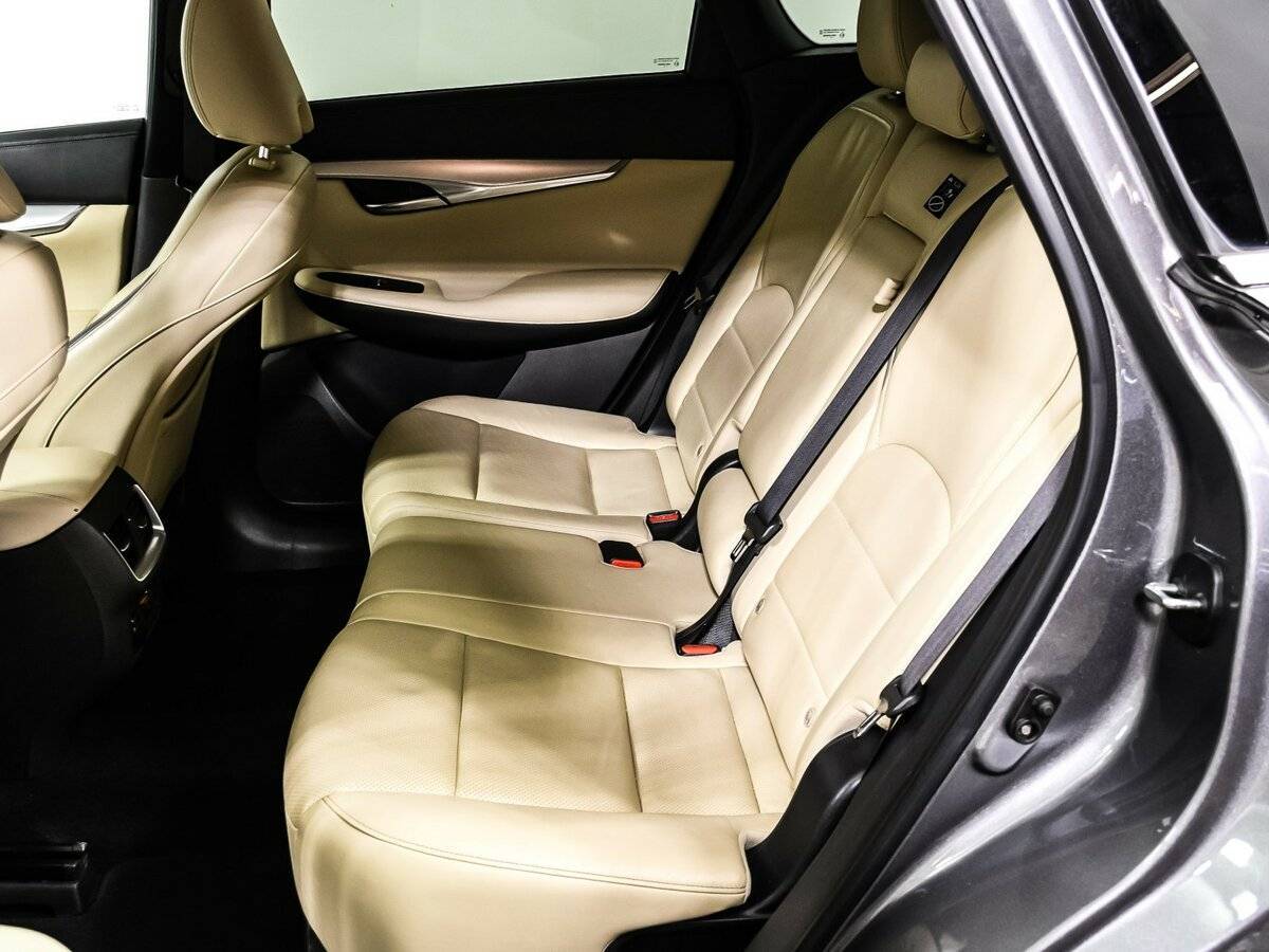 Купить Infiniti QX50 с пробегом. Фото: #11