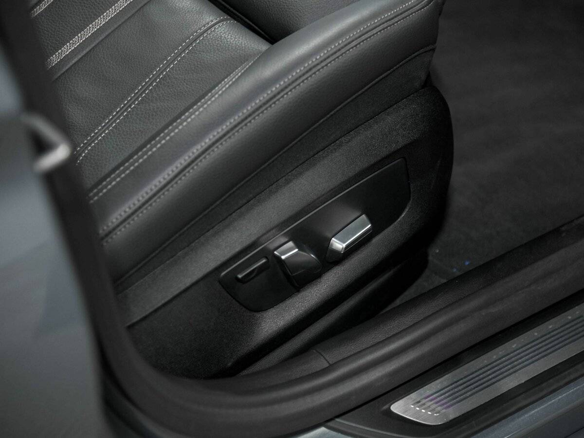 Купить BMW 5 серии с пробегом. Фото: #22
