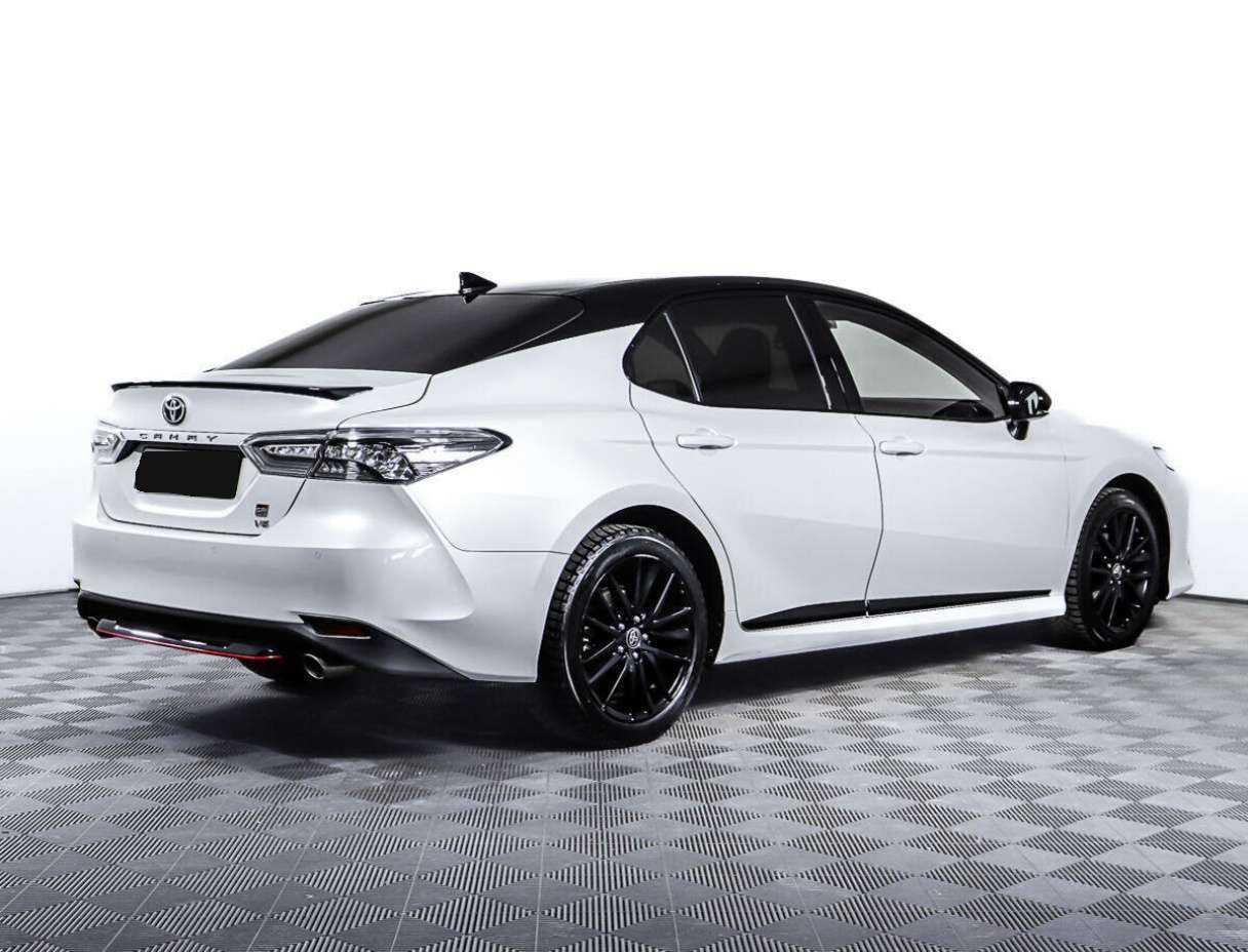 Купить Toyota Camry с пробегом. Фото: #4